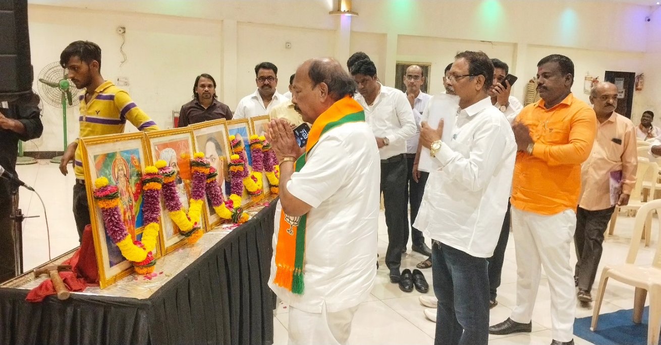 शिवसेना से की थी सियासी पारी की शुरुआत